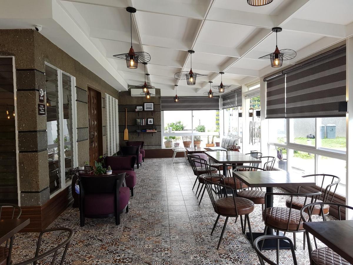 Calapan Casa Estela Boutique Hotel & Cafe מראה חיצוני תמונה